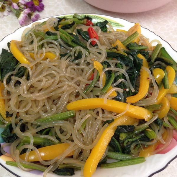 韓式冬粉炒雜菜
簡易。家常菜。新手食譜：Aileen Chou 一起做