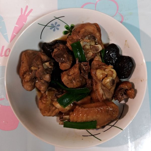 香菇燒雞 - {家常經典}：廖雪玲 一起做