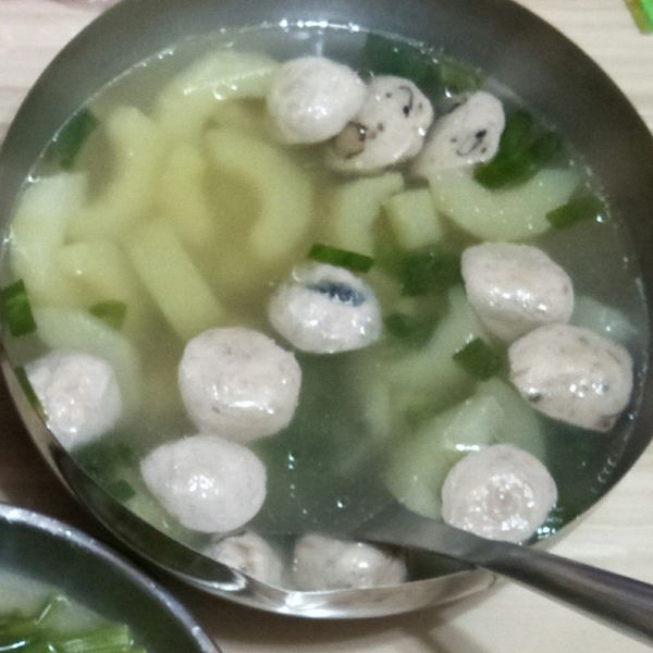 大黃瓜貢丸湯 : 林嘉貞一起做