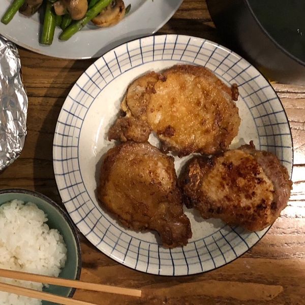 ¥ 簡易酥炸豬排 ¥ : Teyi Wang一起做