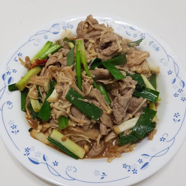 蔥爆牛肉：Bunny  Cheng 一起做