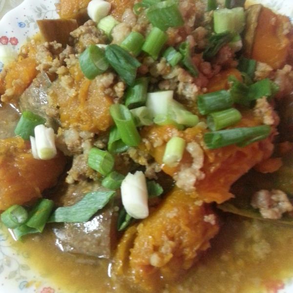 南瓜絞肉煮 : 李琪一起做