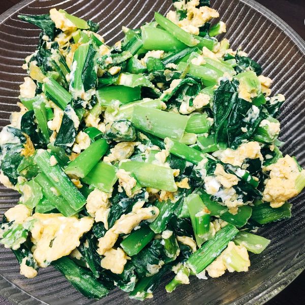 珠蔥炒蛋+小松菜：Yang Tsai Ying 一起做