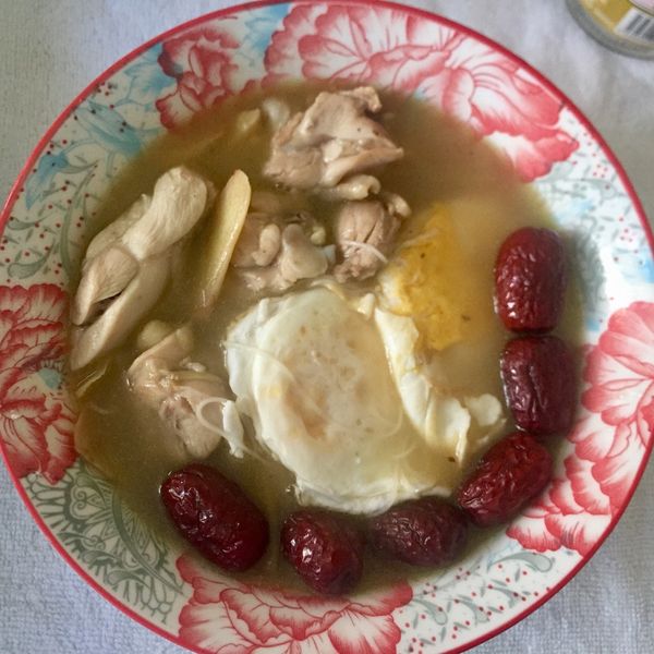 麻油雞麵線：CocoaGinger 一起做