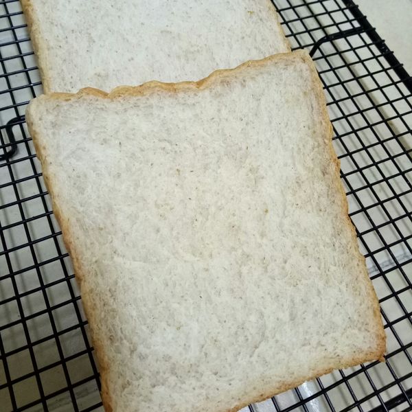 蜂蜜全麥吐司 : momoka一起做