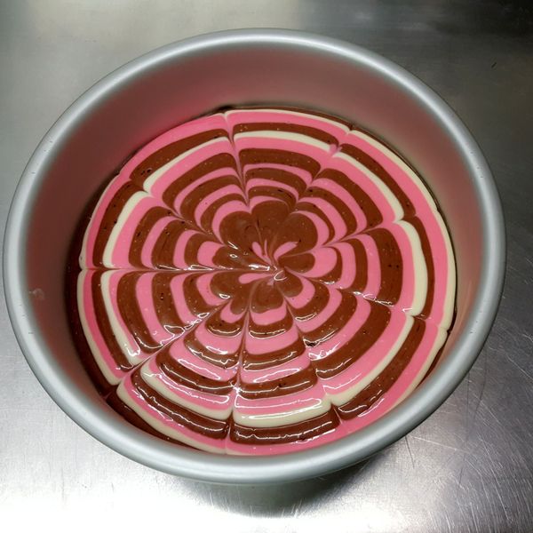 三色拉花生乳酪蛋糕(6吋、免烤箱):呂佩玲 一起做