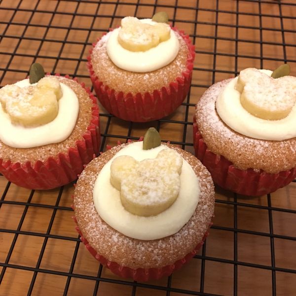 Q軟香蕉杯子蛋糕(不凹版) : 莊小雅一起做