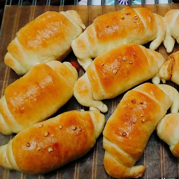 起司/肉鬆小牛角麵包 : 小容一起做