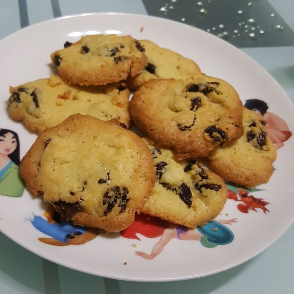 口感酥脆 - 葡萄乾小圓餅乾：靈兒 一起做