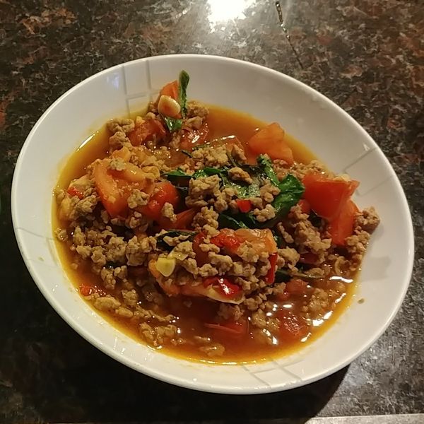 扒完三碗飯! 泰式打拋豬 食譜 : Celine一起做