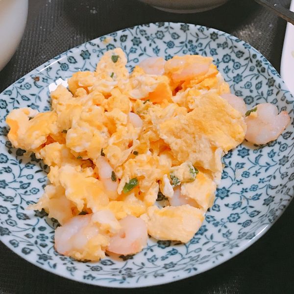 鮮蔥蝦仁炒嫩蛋【家常菜】 : 邱筑榆一起做