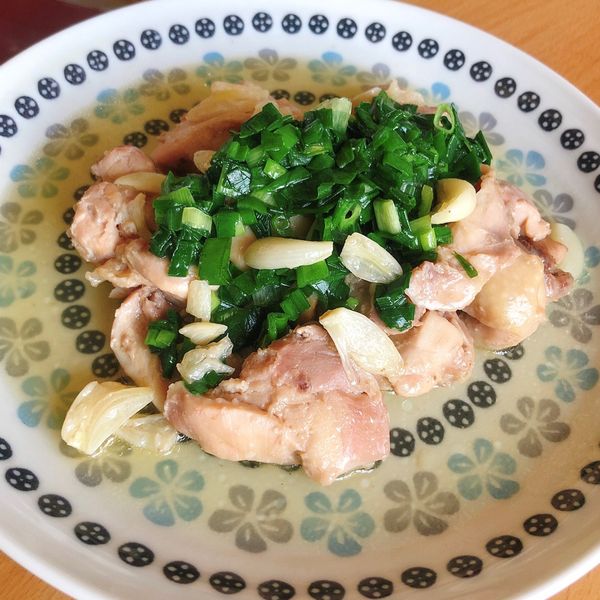 香蔥雞。台灣菸酒純米料理米酒：羅婧庭 一起做