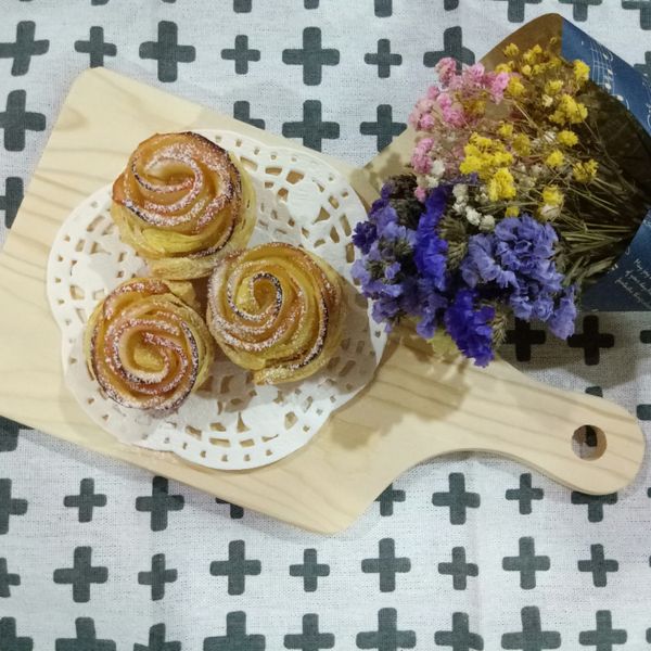 酥皮玫瑰蘋果派【HOLA幸福食堂】 : 謝新美一起做