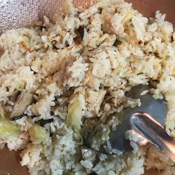 麻油雞飯：Hsiao Ching Lin 一起做