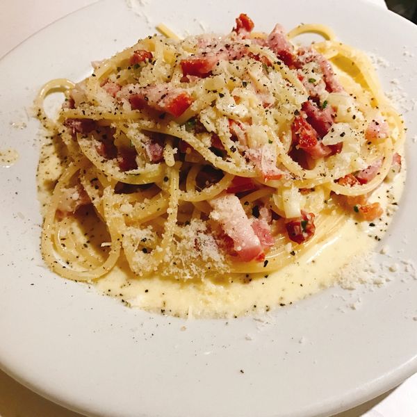 「奶油培根義大利麵」東京人氣主廚食譜：Nini 一起做