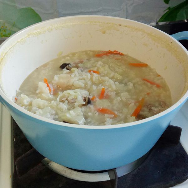 香菇肉絲高麗菜粥 : Karen Huang一起做