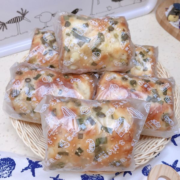 香蔥肉鬆麵包卷~(國際牌2000T) : Julie一起做