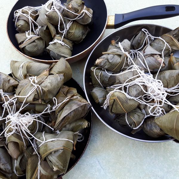 古早味粽子【超詳細步驟】（蛋黃栗子肉粽） : 沈大胖一起做