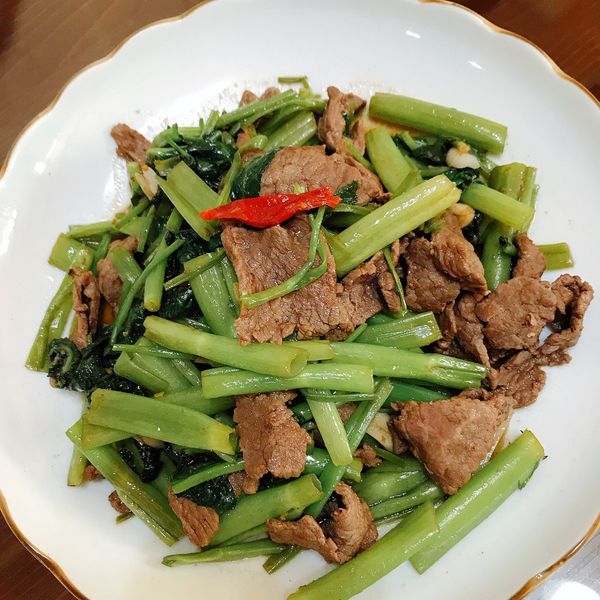 【沙茶牛肉空心菜】 : Kelly Jo一起做