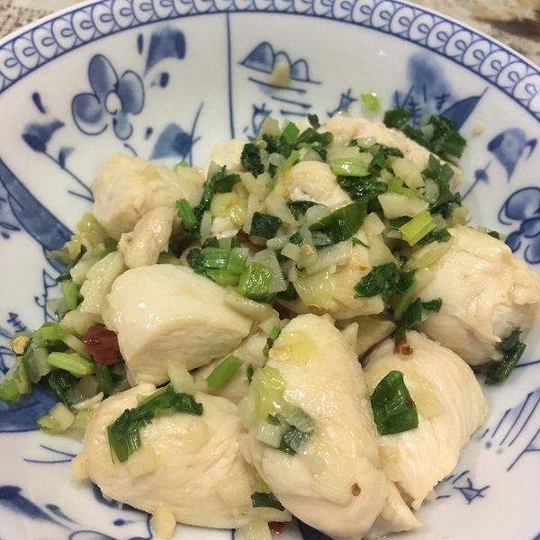 蒜油熱拌香菜雞胸一超簡單，低脂料理：泡菜 一起做