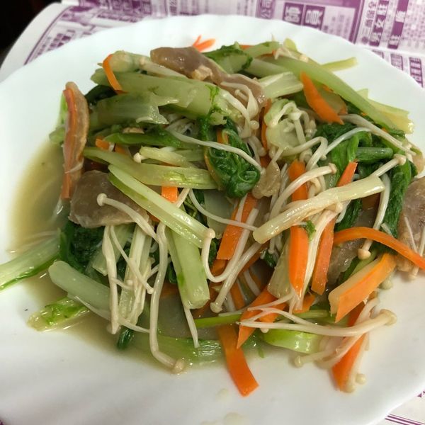 《不油》金針菇炒小白菜：✨睿寶媽咪✨ 一起做