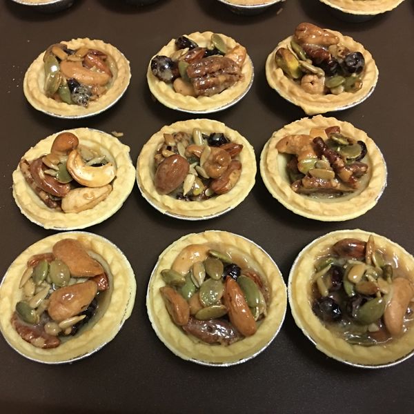 簡易蜂蜜堅果塔 : Chang AI Chun一起做