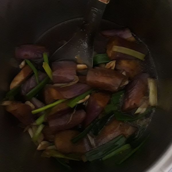 蔥燒茄子~超下飯家常菜：妮可 一起做