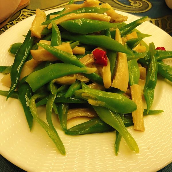 四季豆涼拌杏鮑菇:喬恩 一起做