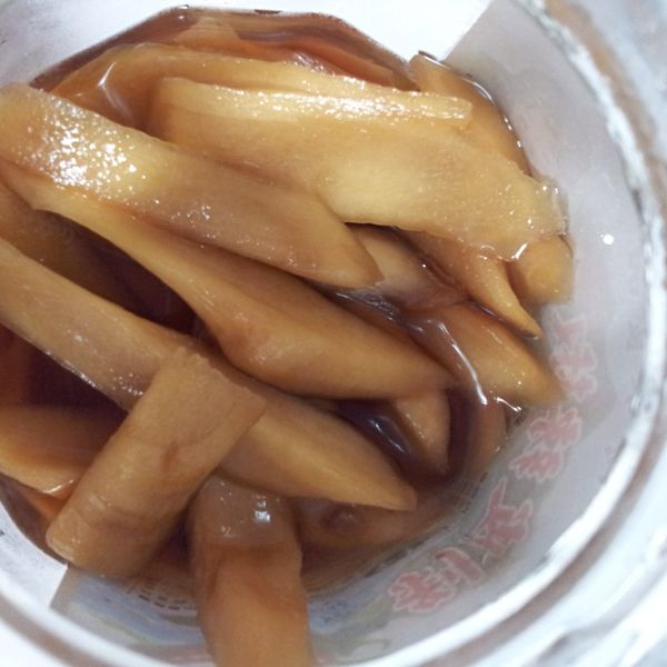 醃漬嫩薑片：艷玲 一起做