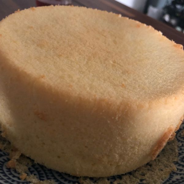 草莓鮮奶油蛋糕 : Verena Li一起做