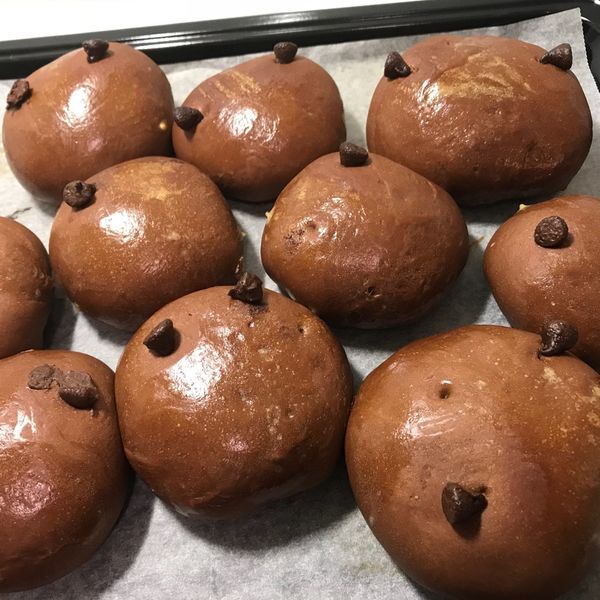 胖達人。黑眼豆豆~ 巧克力麵包。影片教學：Ambrosia 一起做