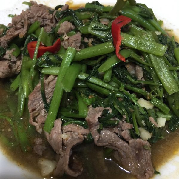 沙茶牛肉炒空心菜-絕對下飯的餐桌常勝軍 : 唯玉一起做