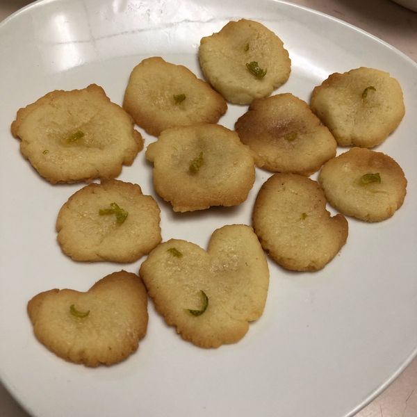 酸酸甜甜檸檬糖霜餅乾💕：寶寶 一起做