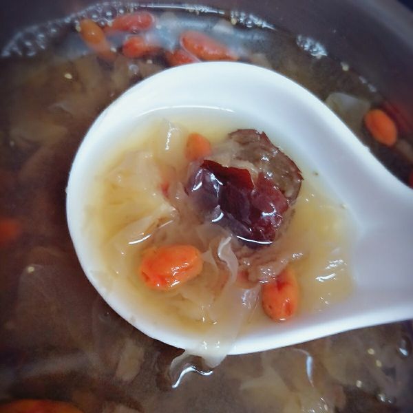 紅棗枸杞白木耳甜湯❤!!! : Chan  Wu一起做