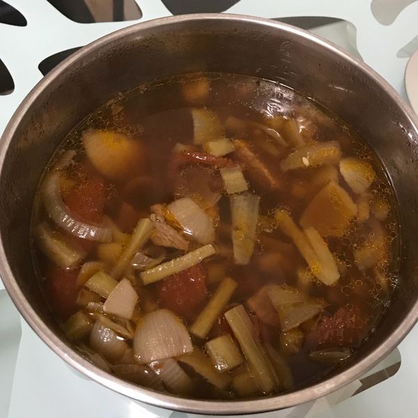 紅燒蕃茄牛肉麵*電鍋料理 : 許瑞軒一起做