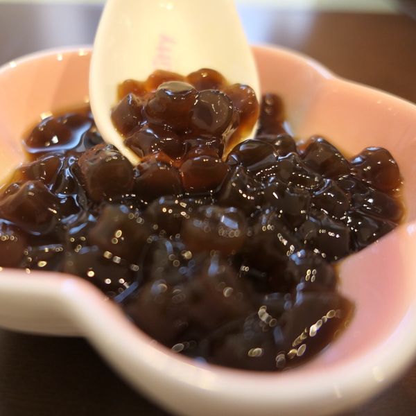 黑糖粉圓鮮奶-自製粉圓(影音)：粉紅貓 一起做