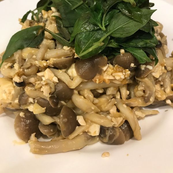 低碳低卡~鹹蛋金沙鴻禧菇：簡米妮 一起做