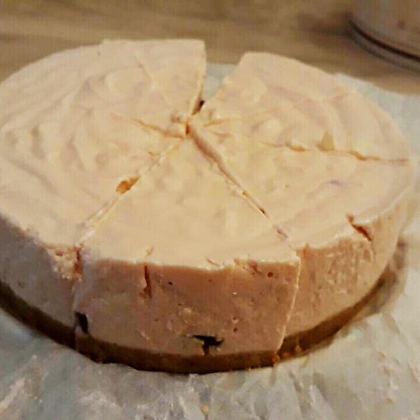 👩‍🍳免烤箱～草莓起士蛋糕 : 熱血煮婦Amy的實驗廚房一起做