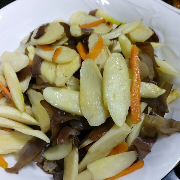 清炒木耳茭白筍：Paula Tsai 一起做