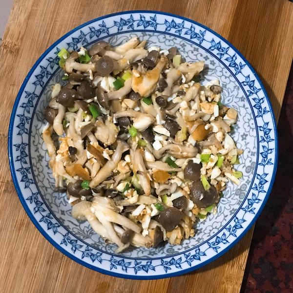 低碳低卡~鹹蛋金沙鴻禧菇：Elan 一起做