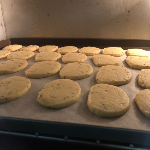 迷迭香草手工餅乾 : 梁文君一起做