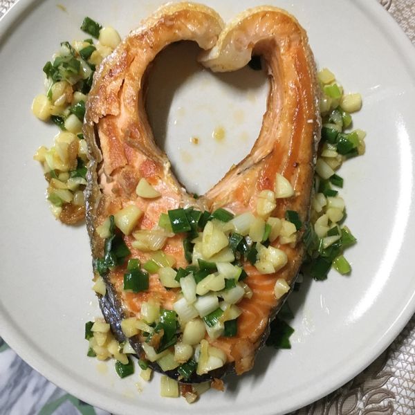 蒜香奶油鮭魚 : 蕭叮鈴一起做