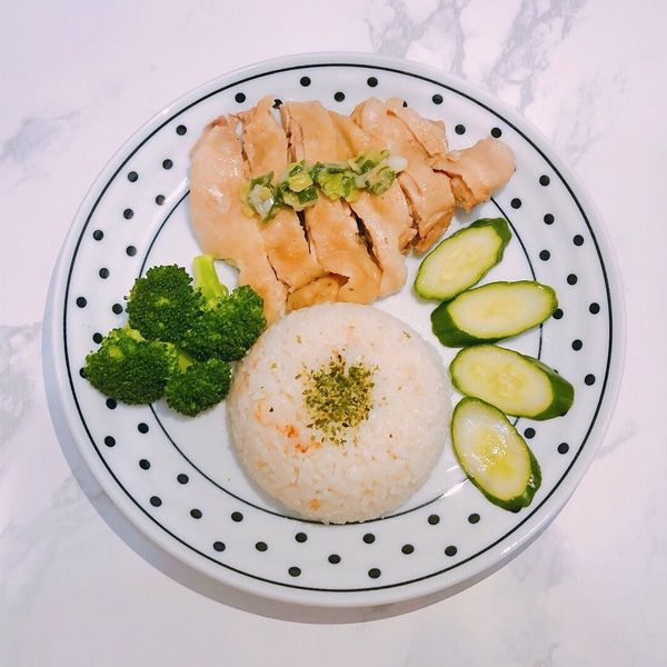 LC鍋料理。海南雞飯（用電鍋也ok）：Emily 一起做