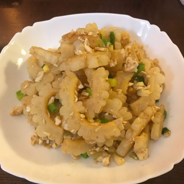 鹹蛋苦瓜 : Chloe’s cuisine 一起做