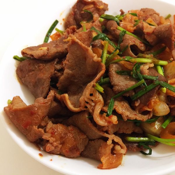 泡菜炒豬肉_10分鐘零廚藝【穀盛壽喜燒】：小試廚房 一起做