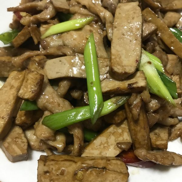豆干肉絲--10分鐘上菜：Meeka 一起做