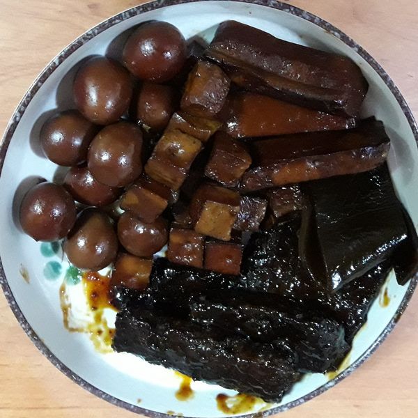 簡單三步驟 - 醬滷豆干、鳥蛋 : 成曉菁一起做