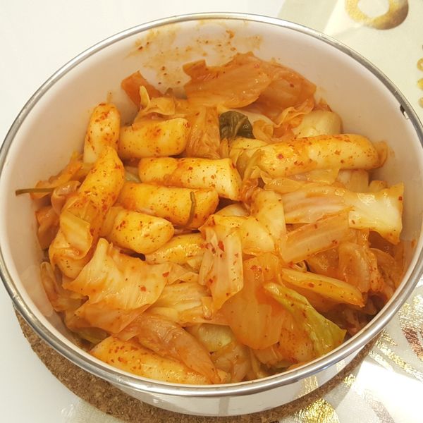 韓國泡菜炒年糕:Chien Wei 一起做