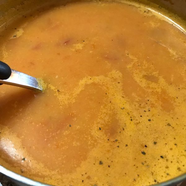 紅蘿蔔蕃茄洋蔥濃湯：Helen 一起做