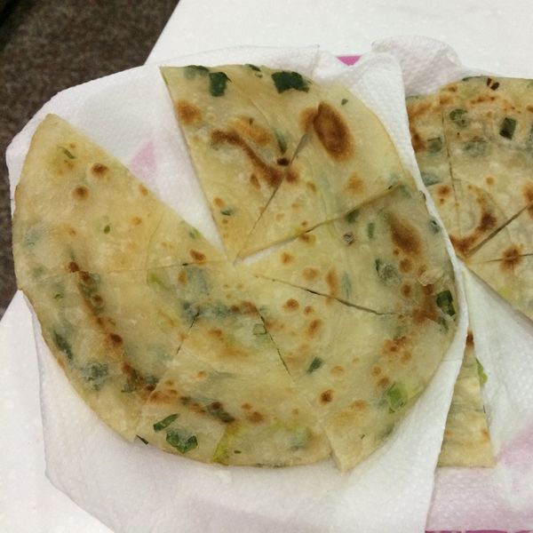 蔥油餅：Shin Pei Wu 一起做